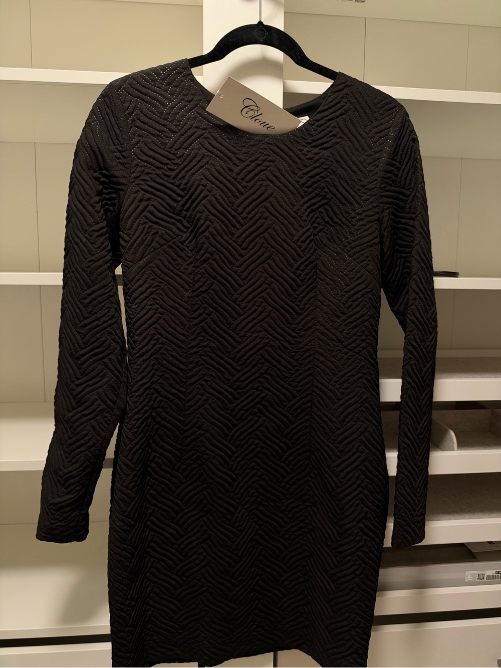 Clove Black Long-Sleeve Textured Shift Dress, NWT Size 8